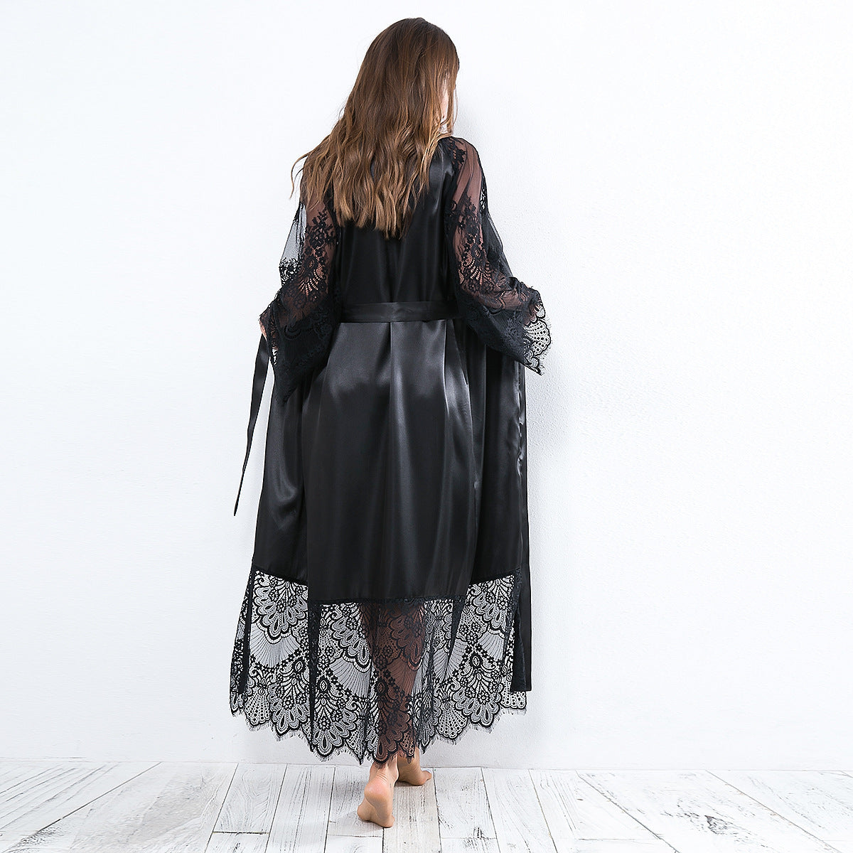 Cutout out satin lace Bathrobe