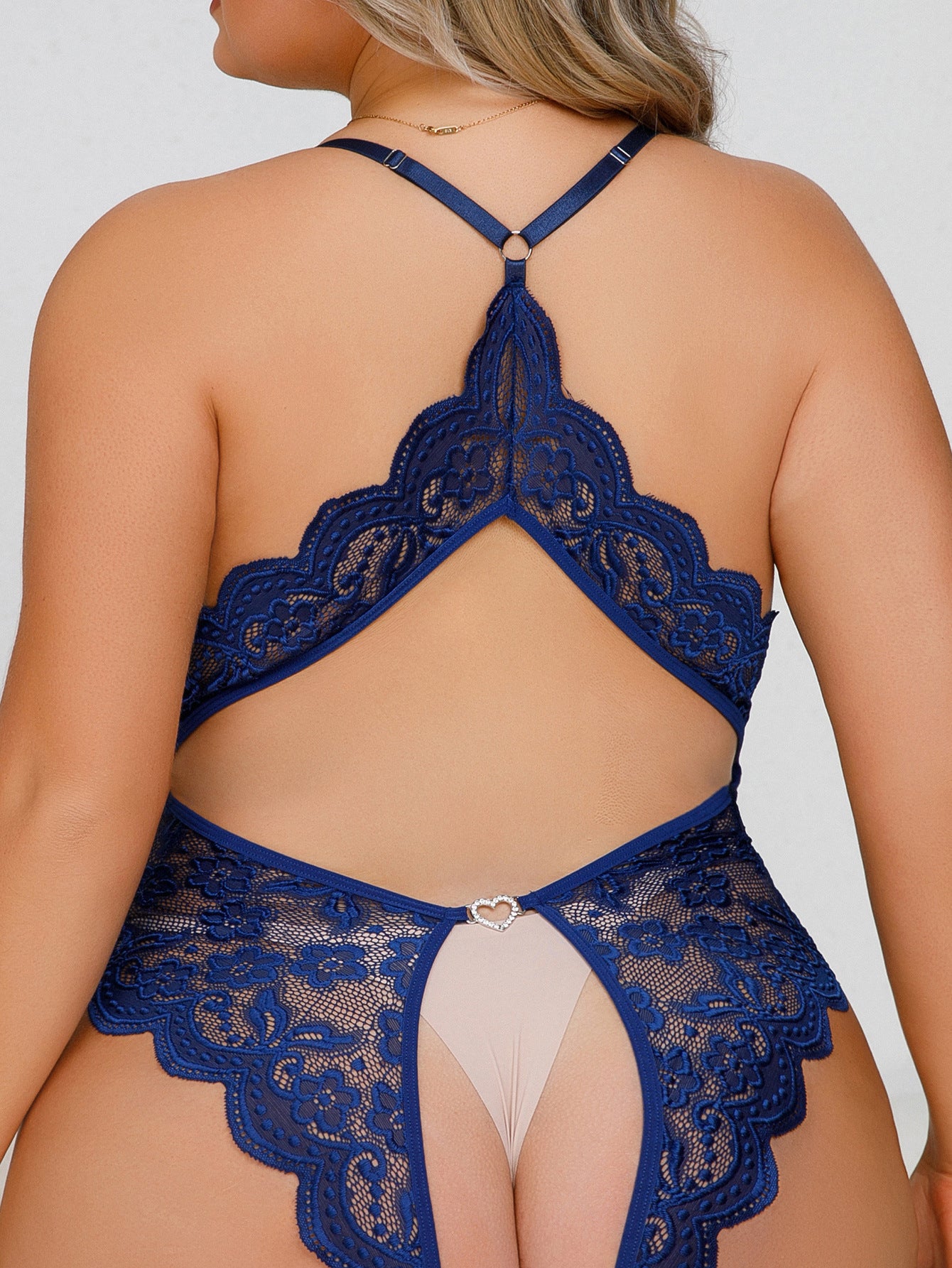 Plus Size Sexy Cutout Lace Halter