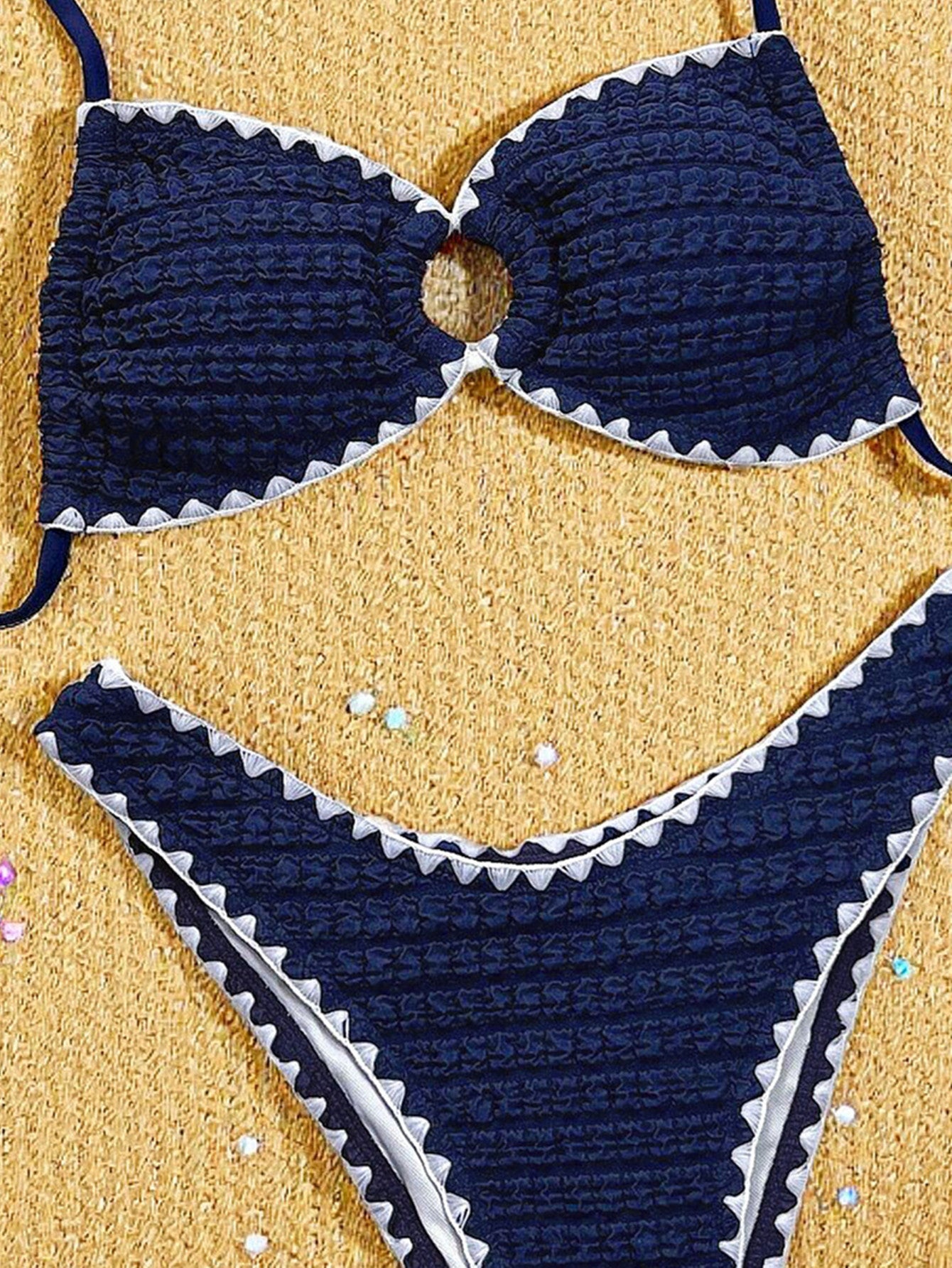 Trend Scalloped Halter Spaghetti Straps Bikini