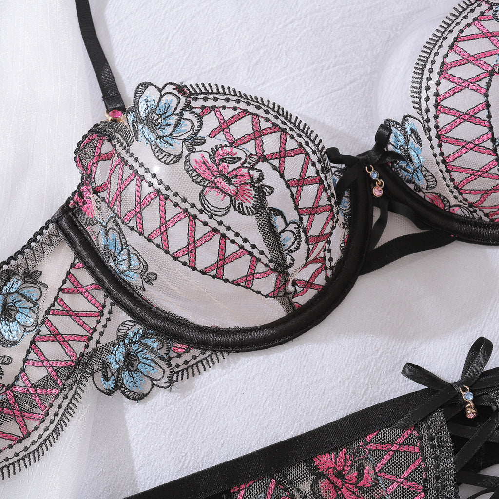 Contrast Mesh Embroidery Bra Set — Four Piece
