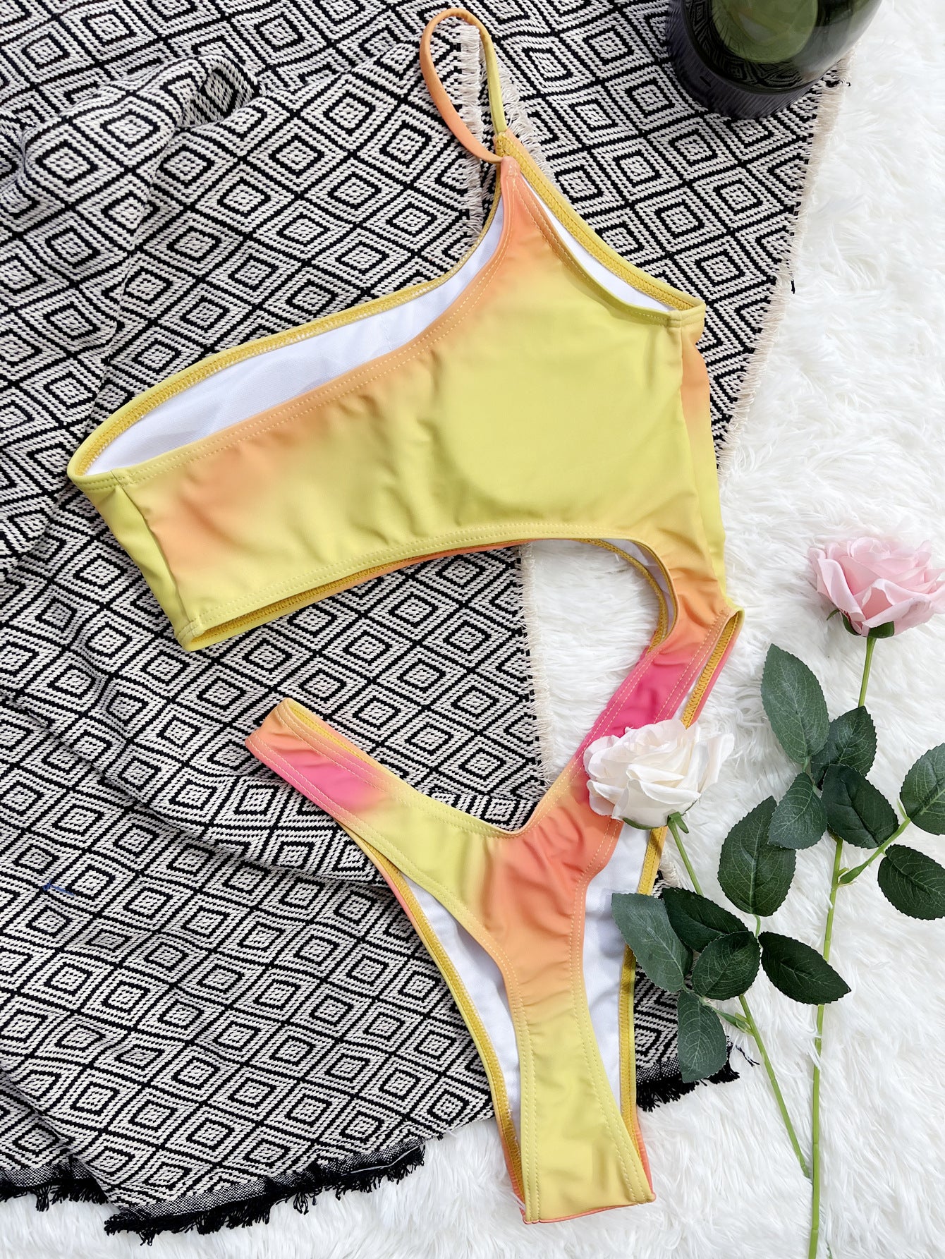 One-Piece Swimsuit One-Piece Swimsuit Bikini