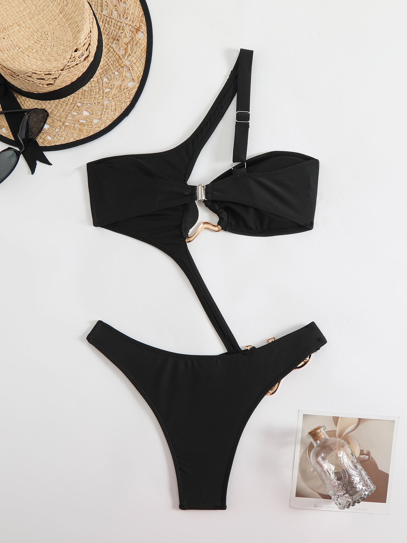 Solid Color Sexy Cutout One Piece Shaped Swimsuit Swimwear Bikini