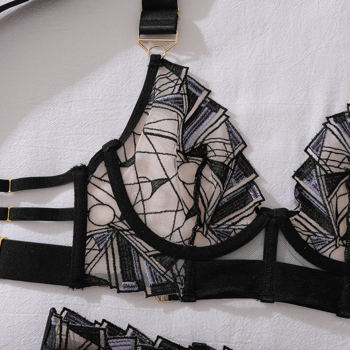 French Luxury Embroidery Mesh See through Splicing Steel Ring Push up Sexy Shapewear Split