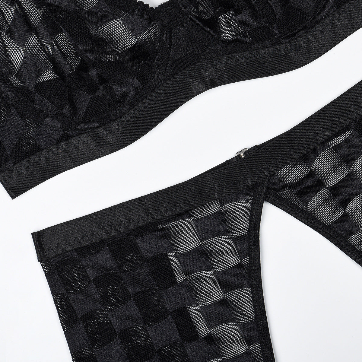 Comfortable Mesh Mesh Sexy Underwear Three Piece Set