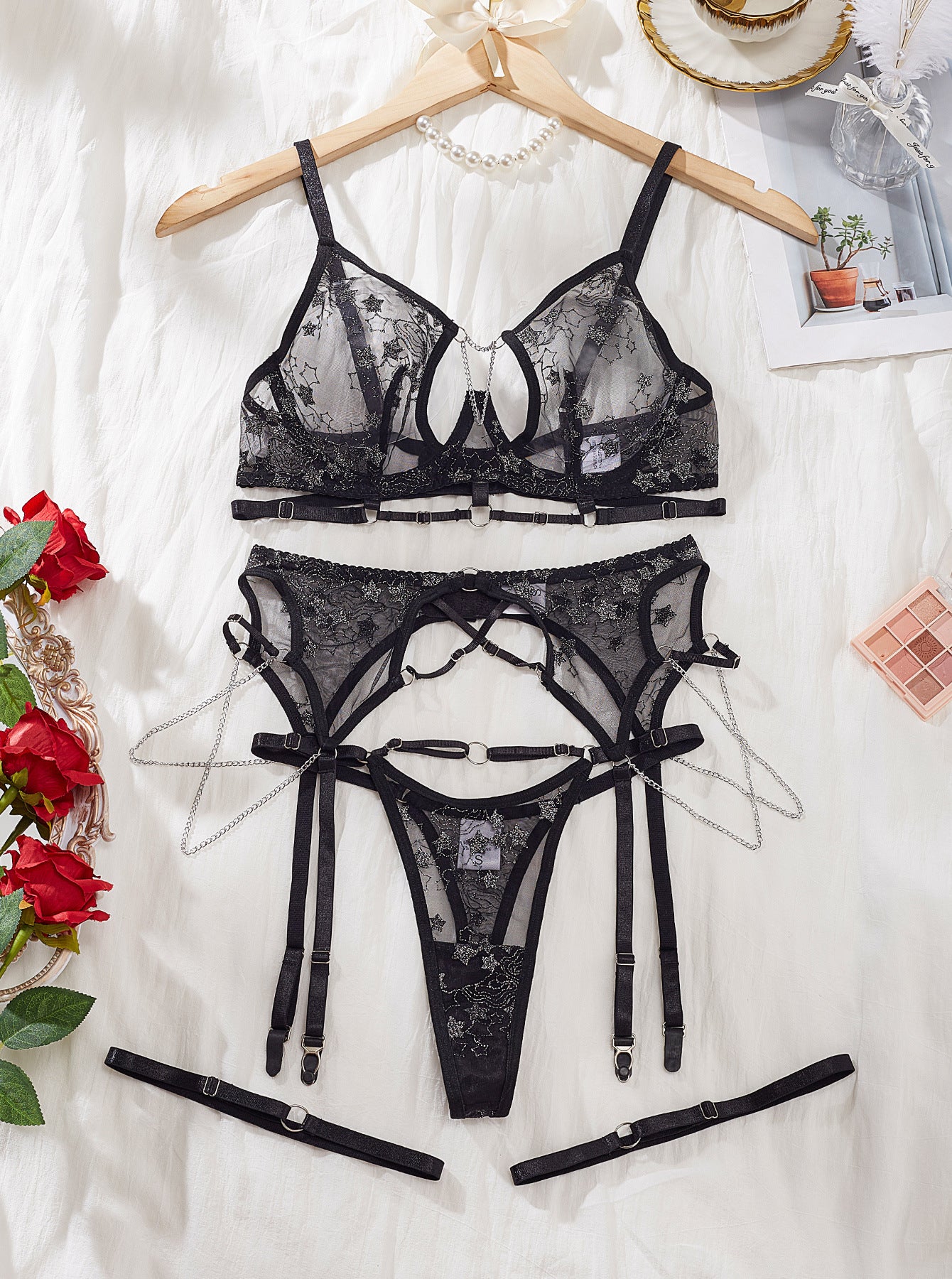 Bra Set Complex Craft Starry Embroidery Hollow Out Cutout Chain Sexy Underwear Four Piece Set